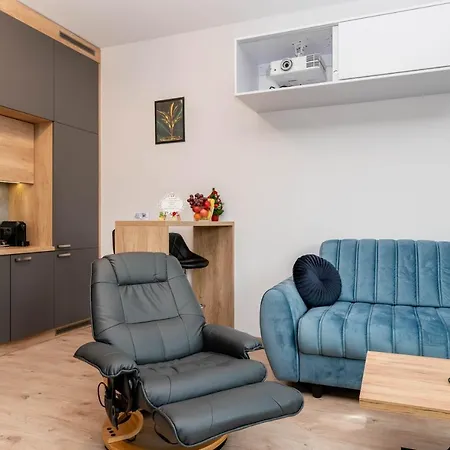 Apartman Apartwro - Apartament Przy Wyspie Slodowej, Garaz, Projektor, Rowery