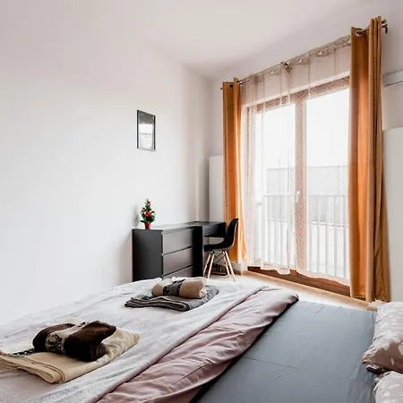 Apartman Apartwro - Apartament Przy Wyspie Slodowej, Garaz, Projektor, Rowery *