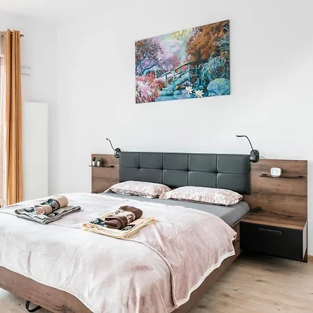 Apartwro - Apartament Przy Wyspie Slodowej, Garaz, Projektor, Rowery Apartman Wrocław