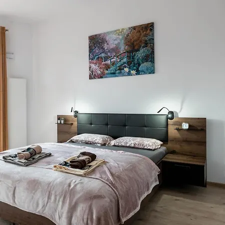 Apartwro - Apartament Przy Wyspie Slodowej, Garaz, Projektor, Rowery アパート *